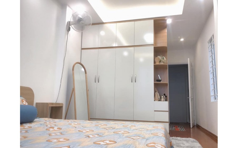 Bán căn nhà 126m2 phố Âu Cơ, Tây Hồ Gara Ô tô 29 chỗ Ngõ thông Kinh doanh đắc địa 11.4 Tỷ